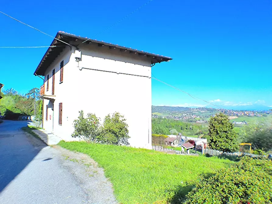 Immagine 2 di Casa indipendente in vendita  in via centrale a Cerrina