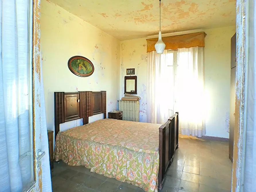 Immagine 11 di Casa indipendente in vendita  in via centrale a Cerrina