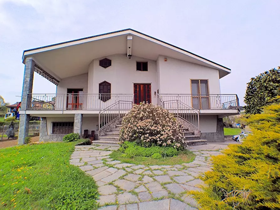 Immagine 2 di Villa in vendita  in strada privata s paolo 1 a Cerrina