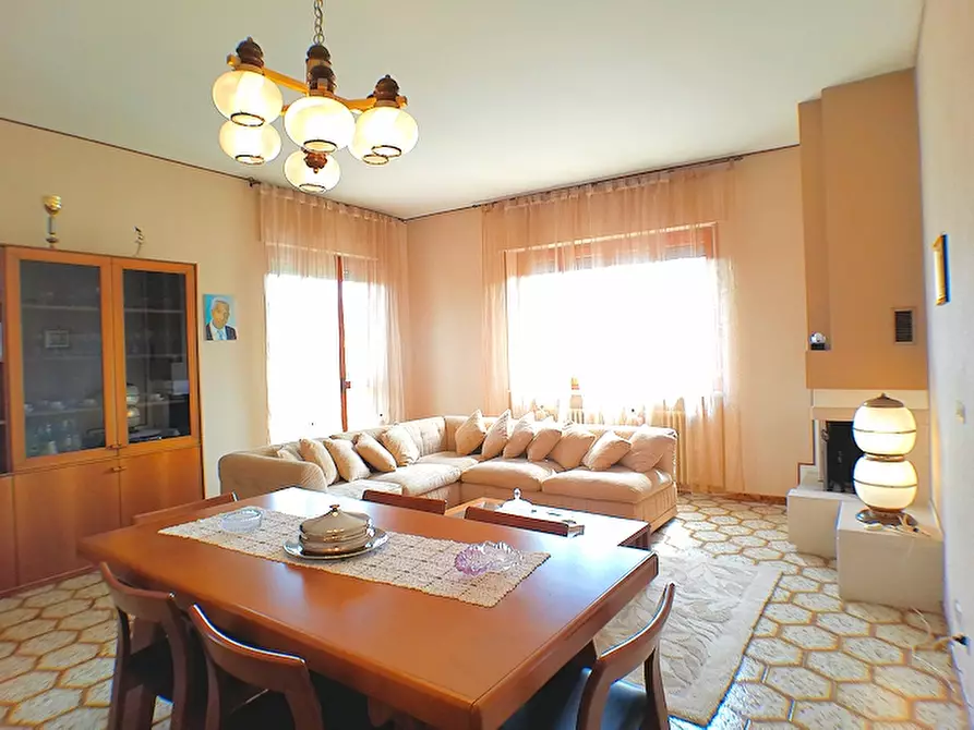 Immagine 8 di Villa in vendita  in strada privata s paolo 1 a Cerrina