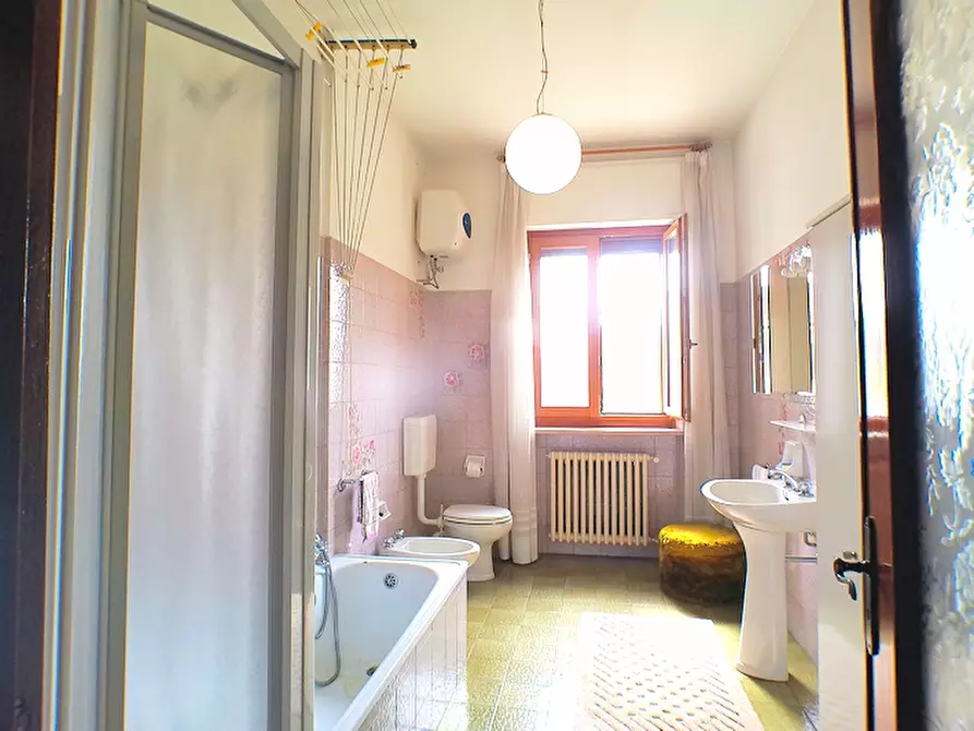 Immagine 9 di Villa in vendita  in strada privata s paolo 1 a Cerrina