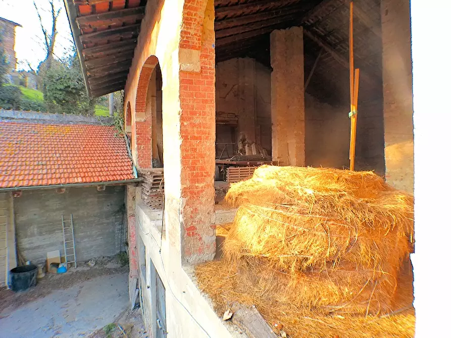 Immagine 10 di Rustico / casale in vendita  in via san rocco a Gabiano