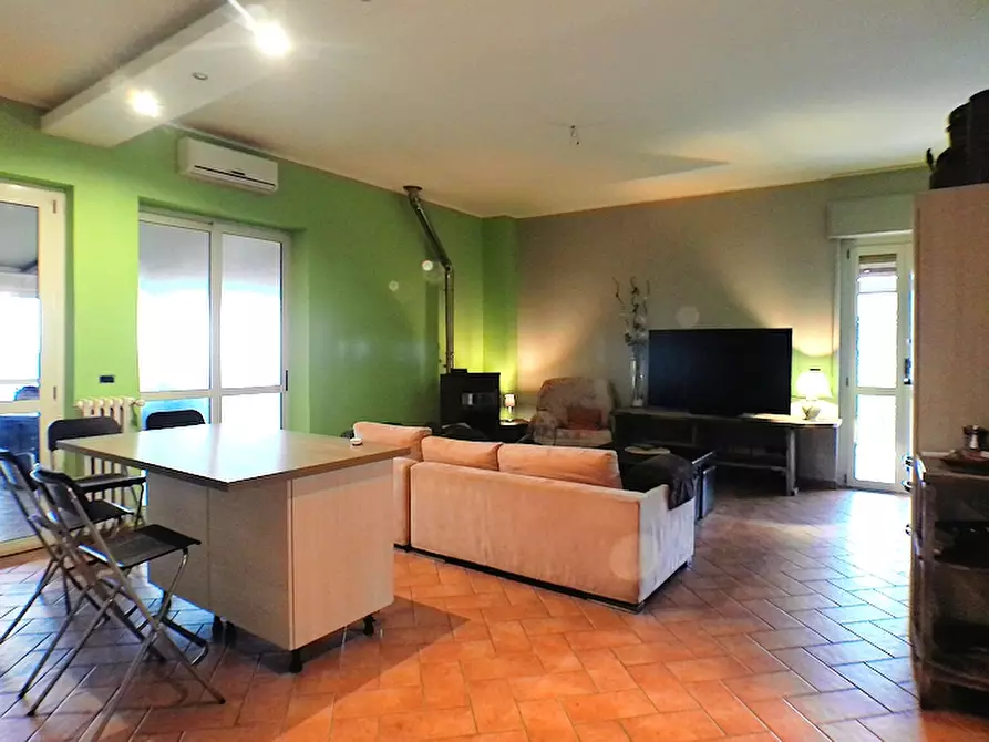 Immagine 4 di Appartamento in vendita  in località tabbia a Verrua Savoia