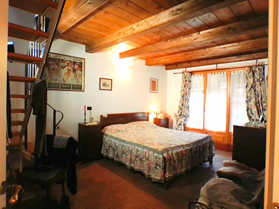 Immagine 7 di Casa indipendente in vendita  in località dorera a Conzano