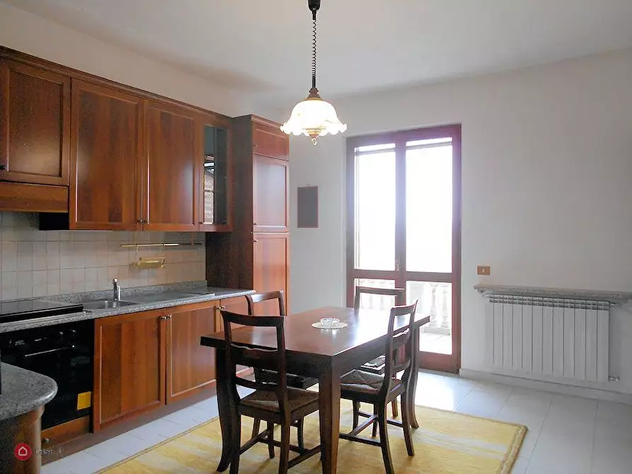 Immagine 11 di Casa indipendente in vendita  in via Roma a Camino