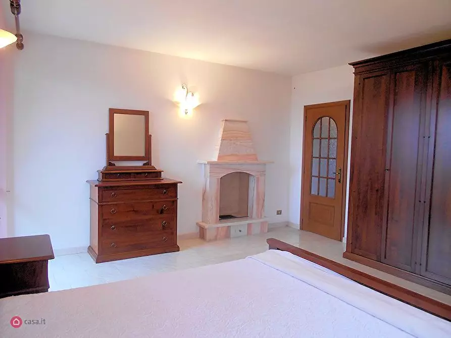 Immagine 12 di Casa indipendente in vendita  in via Roma a Camino