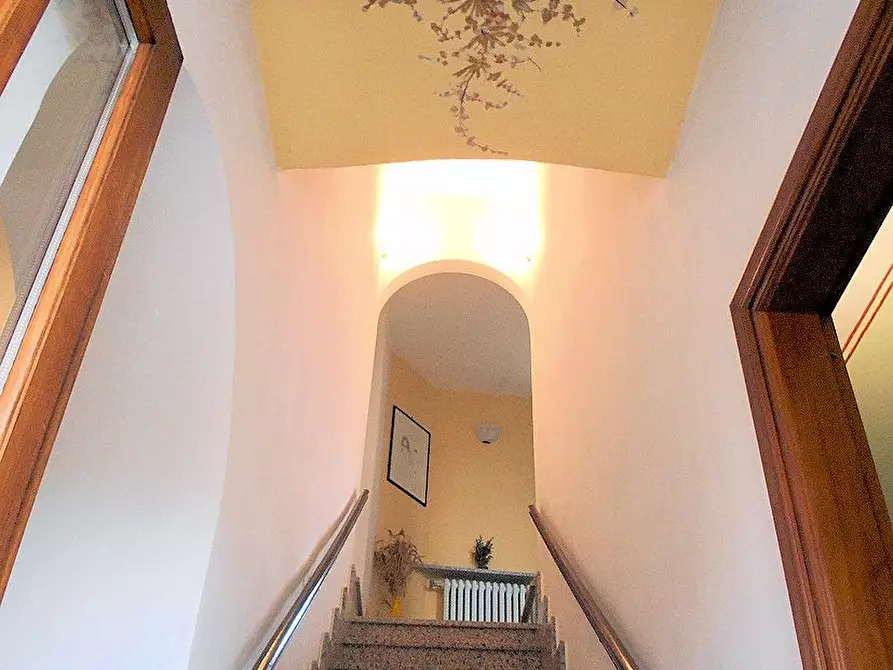 Immagine 8 di Casa indipendente in vendita  in via Roma a Camino