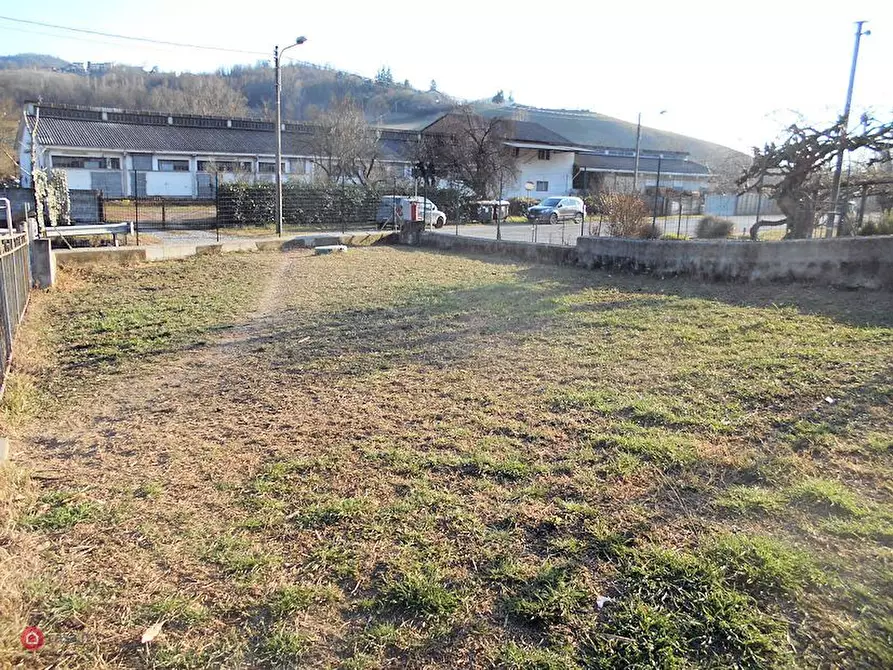 Immagine 11 di Casa indipendente in vendita  in via nazionale a Cerrina