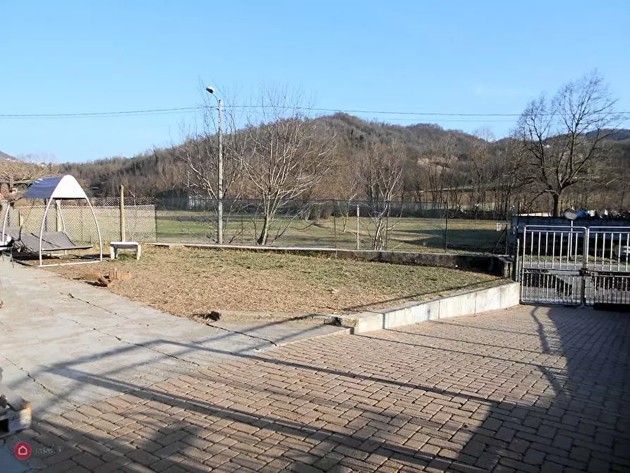 Immagine 12 di Casa indipendente in vendita  in via nazionale a Cerrina