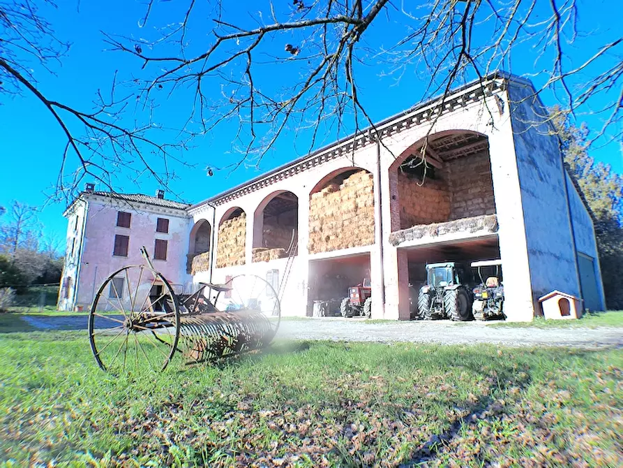 Immagine 2 di Rustico / casale in vendita  in via roma a Ozzano Monferrato