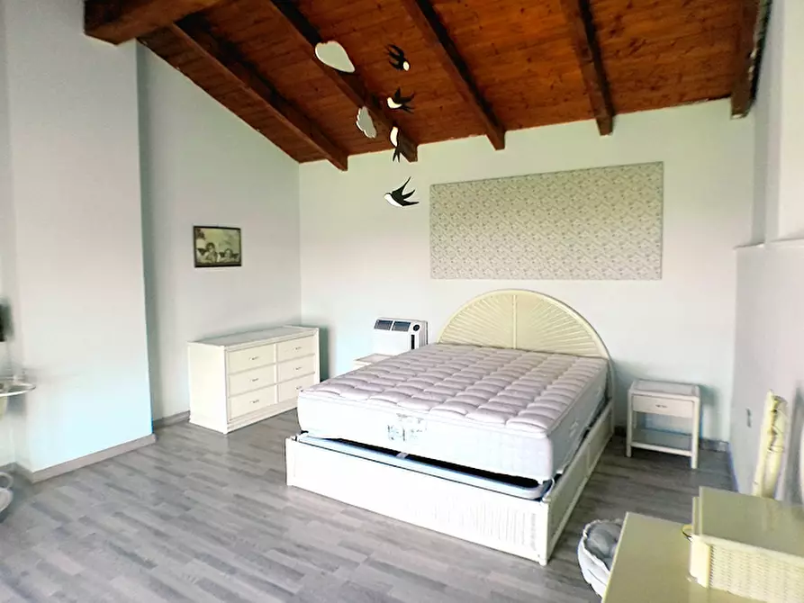 Immagine 13 di Porzione di casa in vendita  in strada sabbionina a Fubine