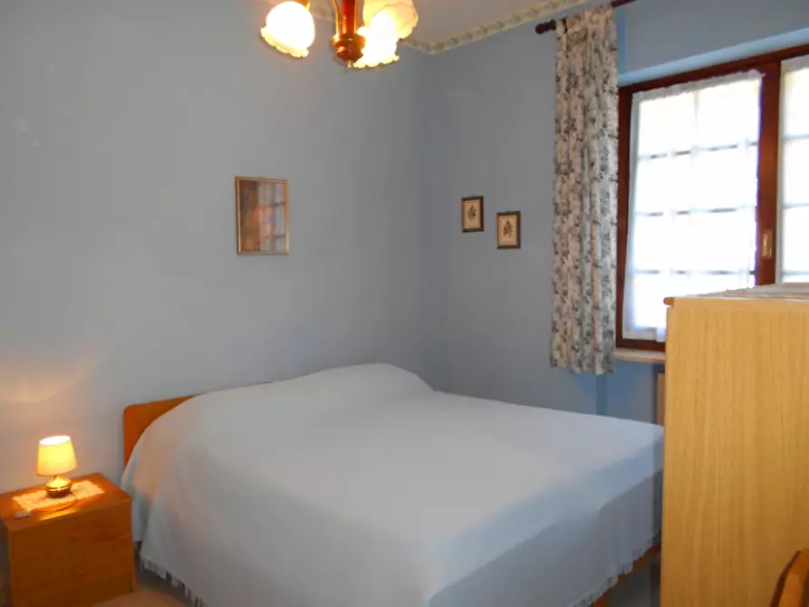 Immagine 10 di Villa in vendita  in via roma a Mombello Monferrato