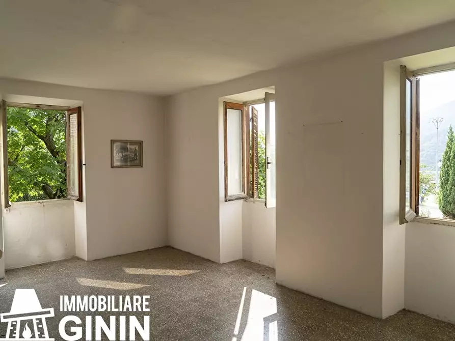 Immagine 1 di Casa indipendente in vendita  in Via Gurrone a Valle Cannobina