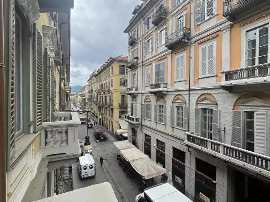Immagine 11 di Appartamento in affitto  a Torino