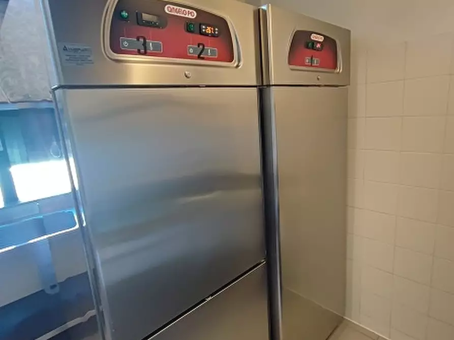 Immagine 12 di Licenza in vendita  in via di francia a Genova