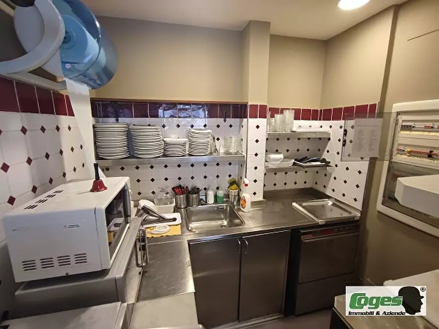 Immagine 7 di Licenza in vendita  in via di francia a Genova