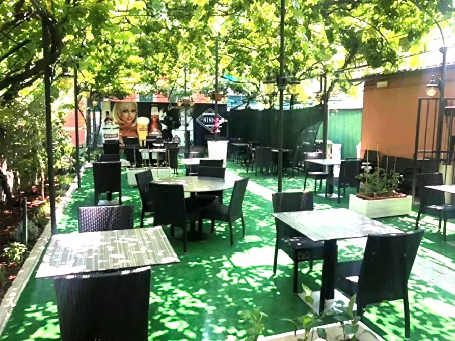 Immagine 1 di Licenza in vendita  in via 5 maggio a Genova