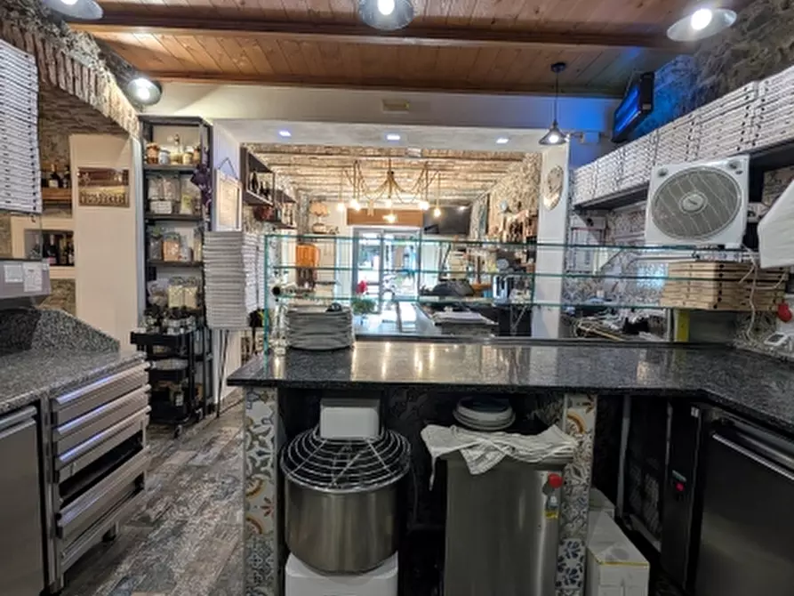 Immagine 9 di Licenza in vendita  in corso firenze a Genova