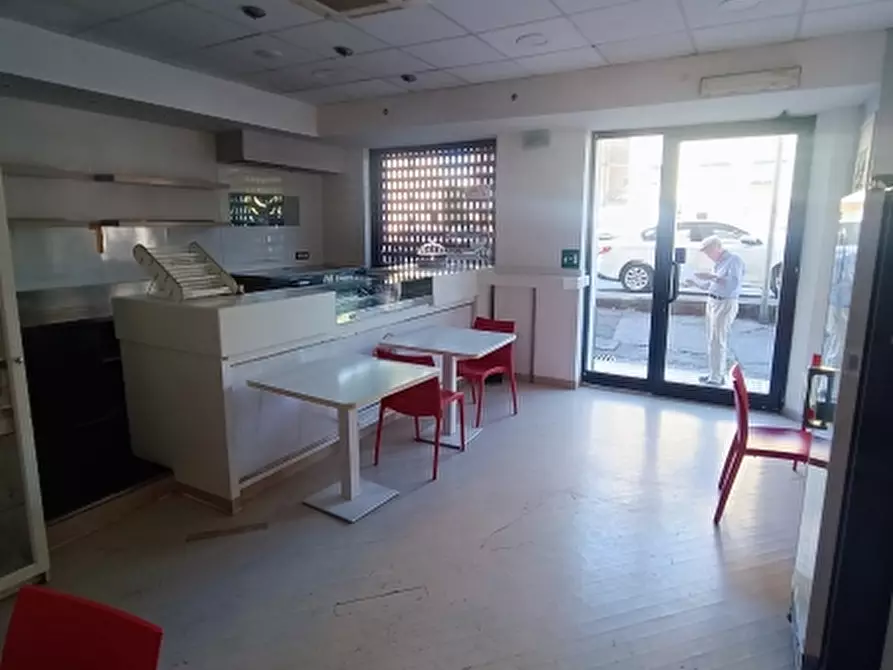 Immagine 1 di Licenza in vendita  in corso europa 107 a Genova