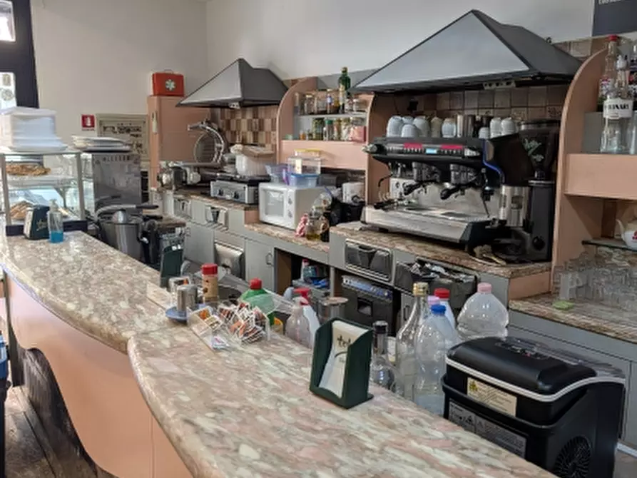 Immagine 3 di Licenza in vendita  in VIA BIGA a Genova