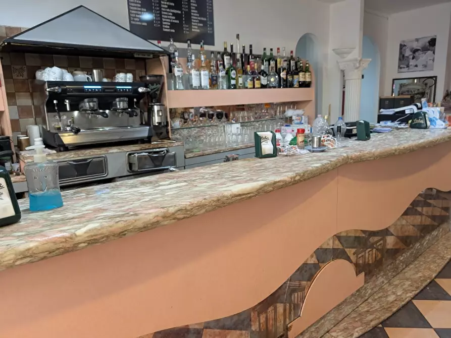 Immagine 2 di Licenza in vendita  in VIA BIGA a Genova