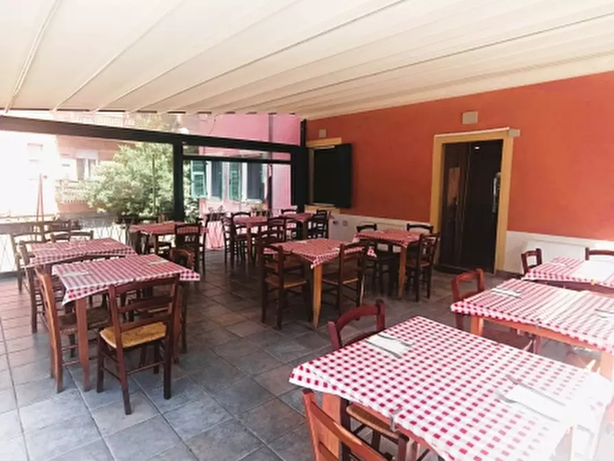 Immagine 2 di Licenza in vendita  in via gramsci a Serra Riccò