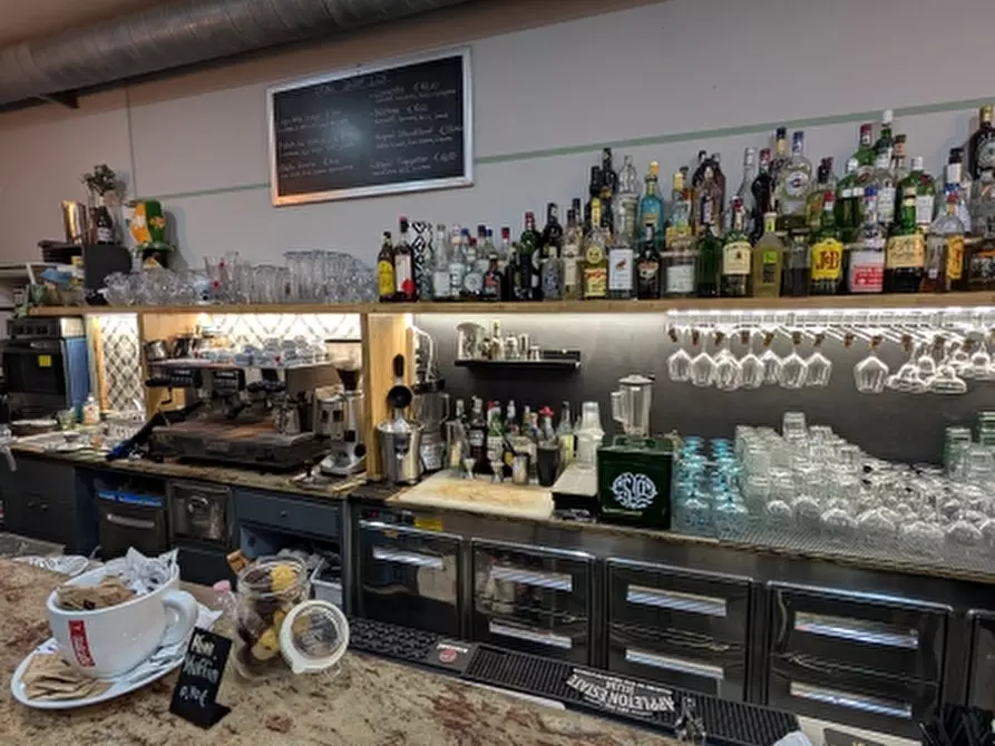 Immagine 2 di Licenza in vendita  in via mazzini a Rapallo