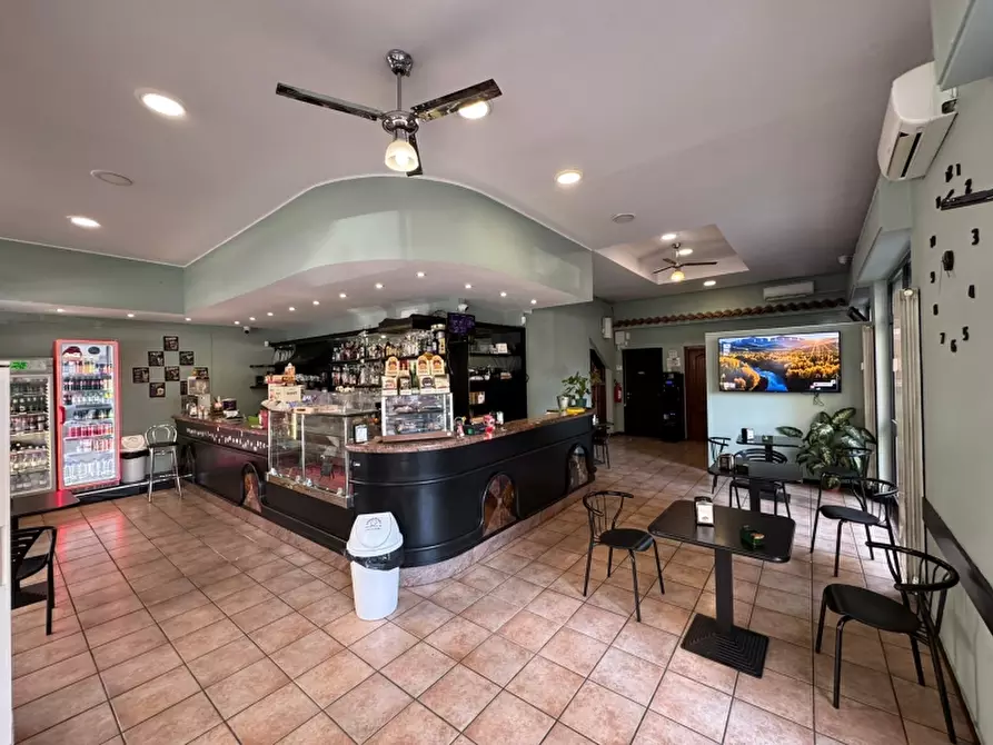 Immagine 6 di Licenza in vendita  in via san martino a Genova