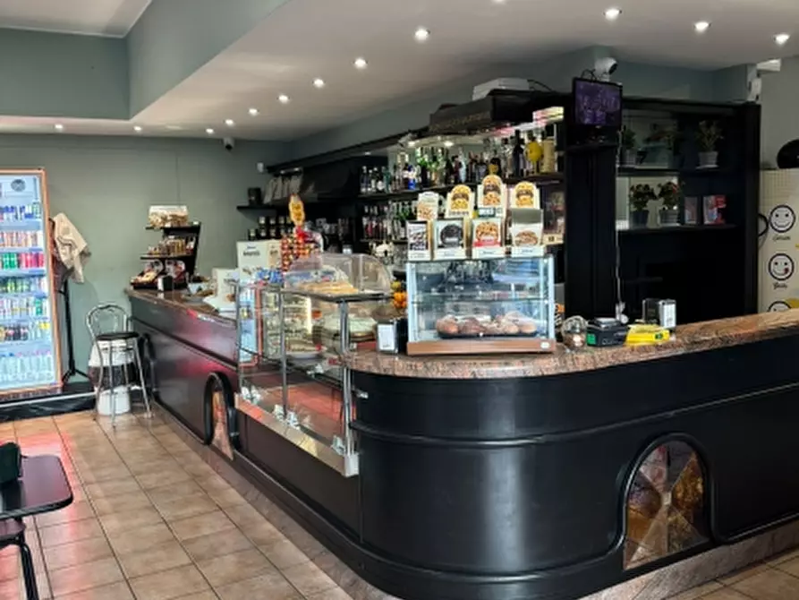 Immagine 4 di Licenza in vendita  in via san martino a Genova