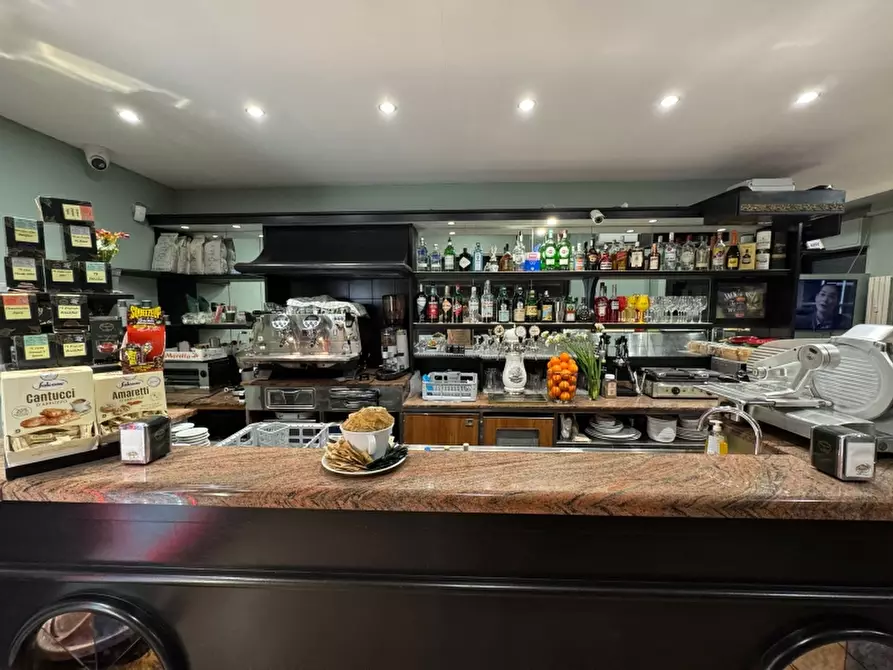 Immagine 9 di Licenza in vendita  in via san martino a Genova