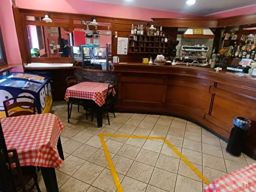 Immagine 4 di Licenza in vendita  in via lungotorrente secca a Genova