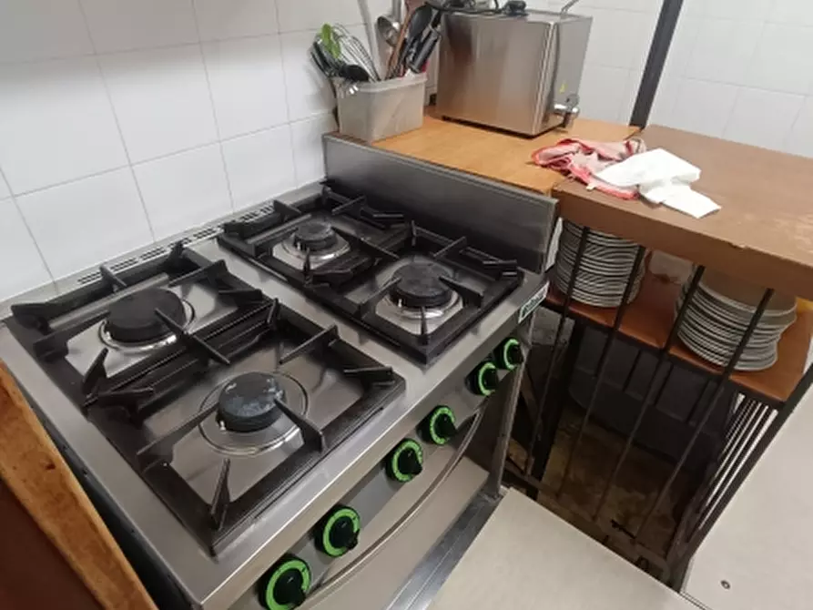 Immagine 11 di Licenza in vendita  in via lungotorrente secca a Genova