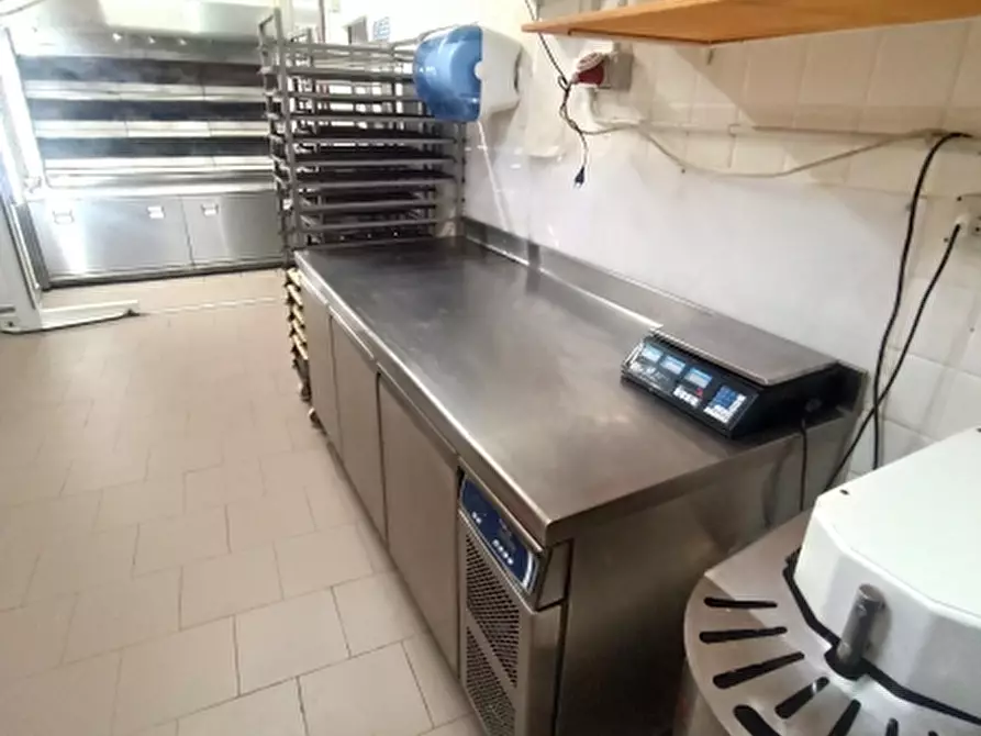 Immagine 8 di Forno in vendita  a Genova