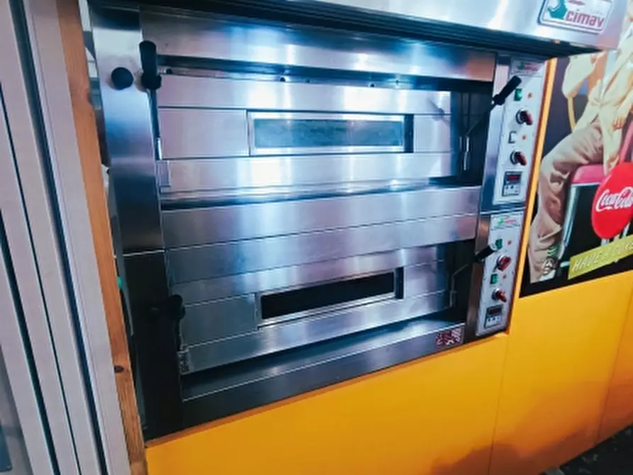 Immagine 11 di Forno in vendita  a Genova