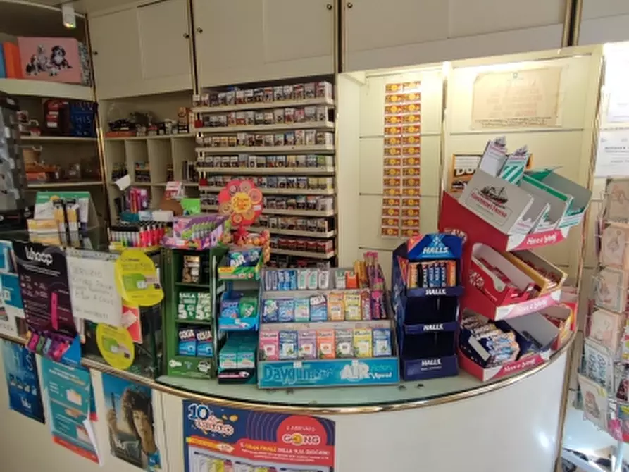 Immagine 1 di Licenza in vendita  in via minoretti a Genova