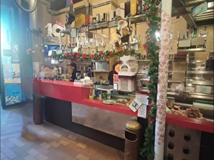 Immagine 1 di Bar / Ristorante in vendita  in CALATA ANDALO' DINEGRO a Genova