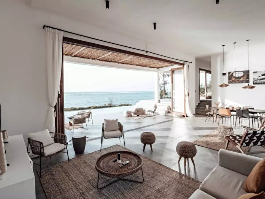 Immagine 4 di Appartamento in vendita  a Celle Ligure