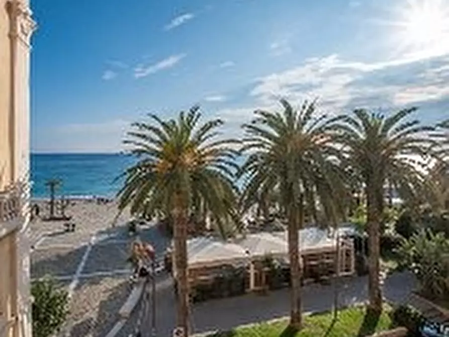 Immagine 3 di Appartamento in vendita  in via Concezione 43 a Finale Ligure