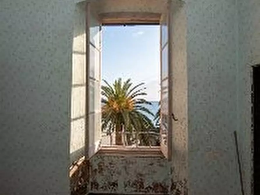 Immagine 9 di Appartamento in vendita  in via Concezione 43 a Finale Ligure