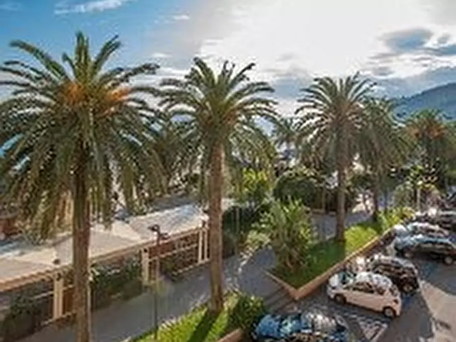 Immagine 4 di Appartamento in vendita  in via Concezione 43 a Finale Ligure