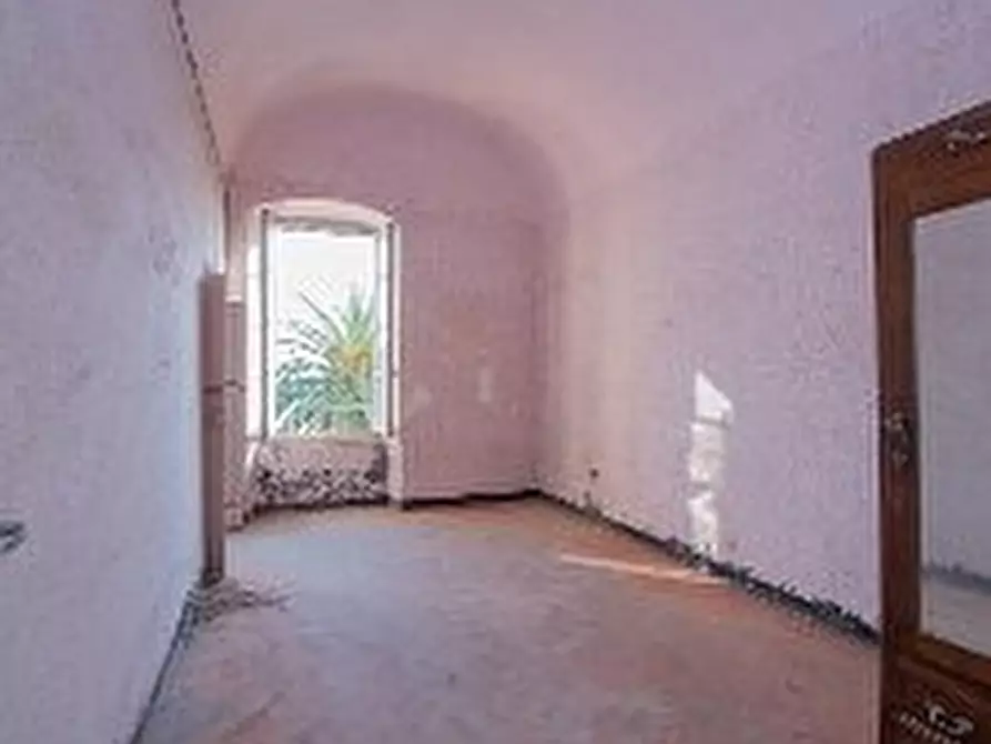 Immagine 11 di Appartamento in vendita  in via Concezione 43 a Finale Ligure