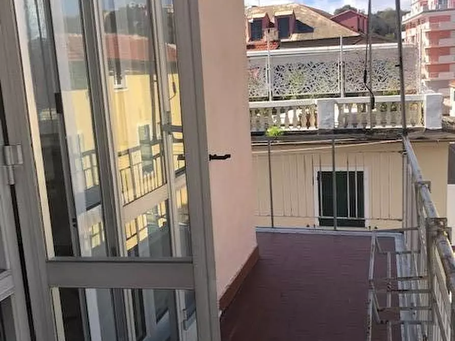 Immagine 12 di Appartamento in vendita  a Celle Ligure