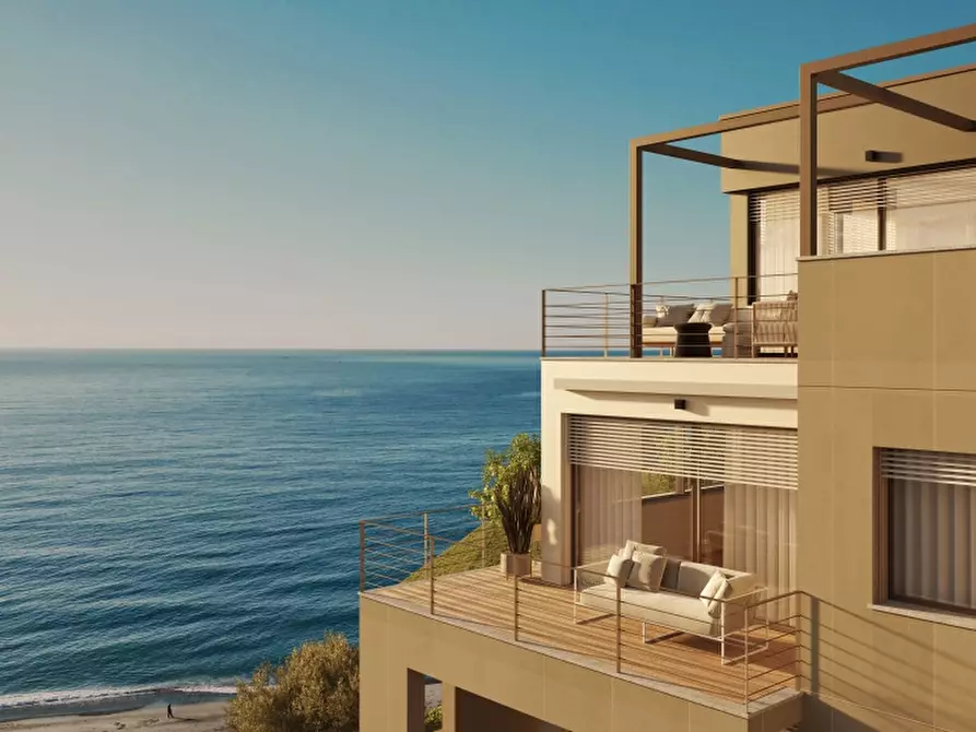 Immagine 23 di Appartamento in vendita  a Celle Ligure