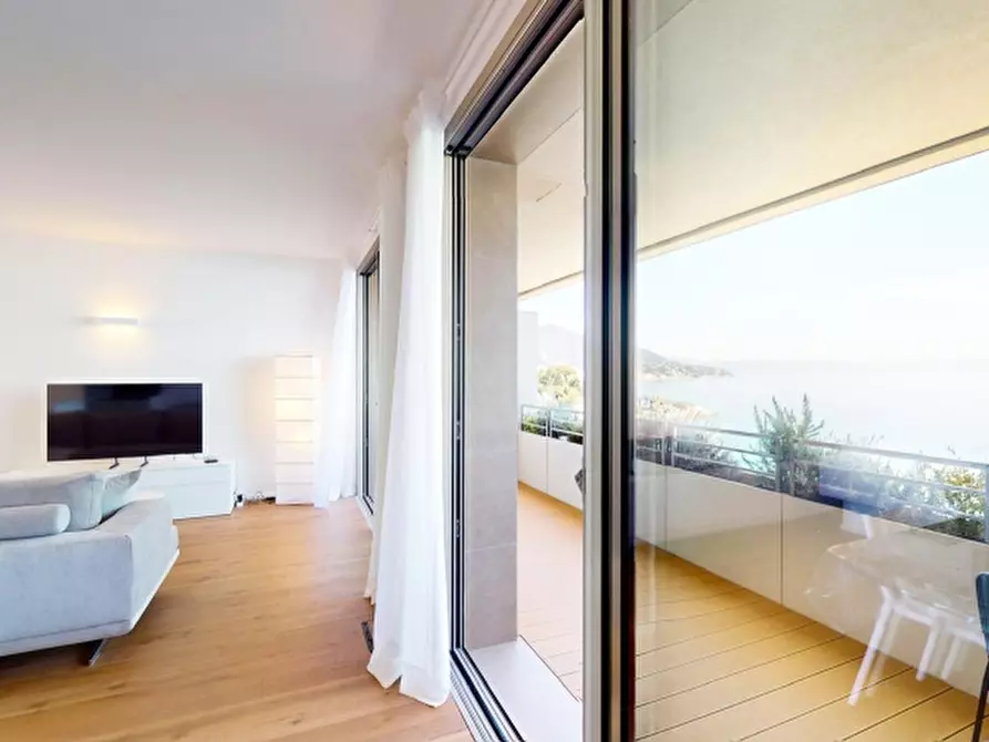 Immagine 5 di Appartamento in affitto  in via Aurelia Levante a Celle Ligure