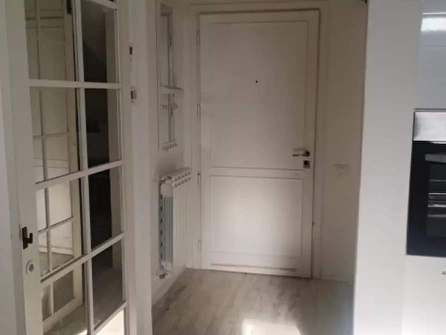 Immagine 6 di Appartamento in vendita  a Varazze