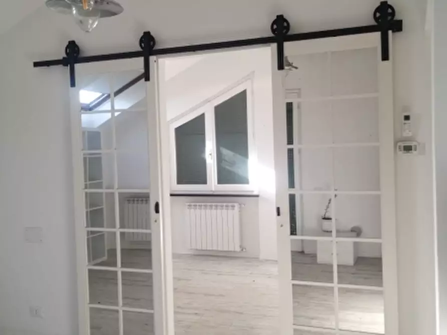 Immagine 9 di Appartamento in vendita  a Varazze