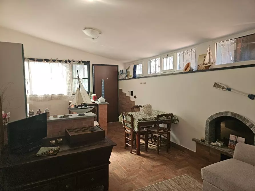 Immagine 12 di Appartamento in vendita  a Celle Ligure