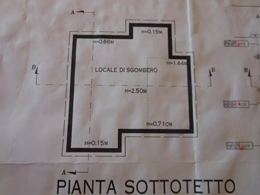 Immagine 34 di Villa in vendita  a Celle Ligure