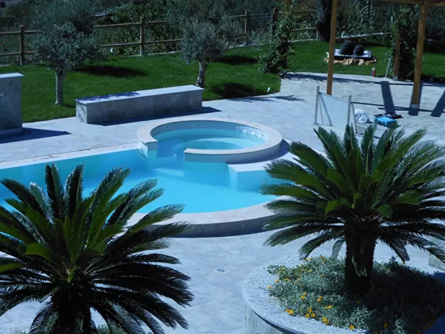 Immagine 15 di Villa in vendita  a Celle Ligure