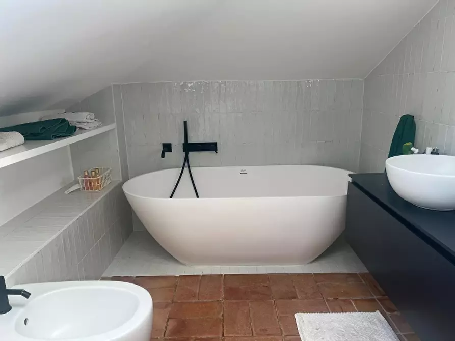 Immagine 19 di Appartamento in vendita  a Celle Ligure